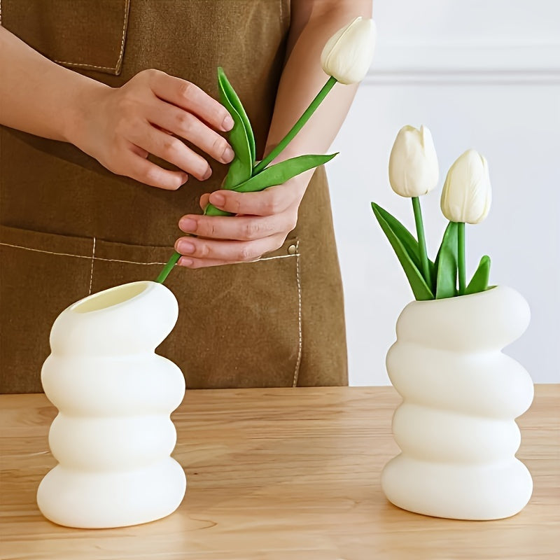 Modern Minimalist Vase: Nordic Style, Spiral Cylinder, Flower Arrangement Holder, Lightweight Plastic, Suitable for Home Decoration.