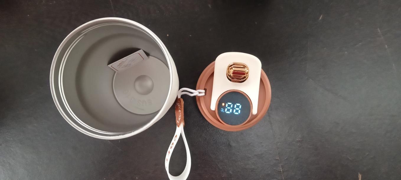 Stainless Steel Hot and Cold Vacuum Insulated Temperature Display Coffee Mug : DRC