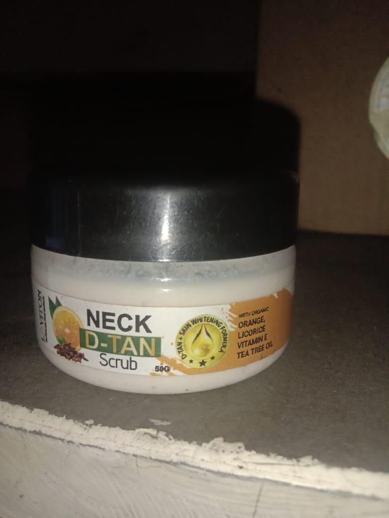 Neck D-Tan Scrub 50 g