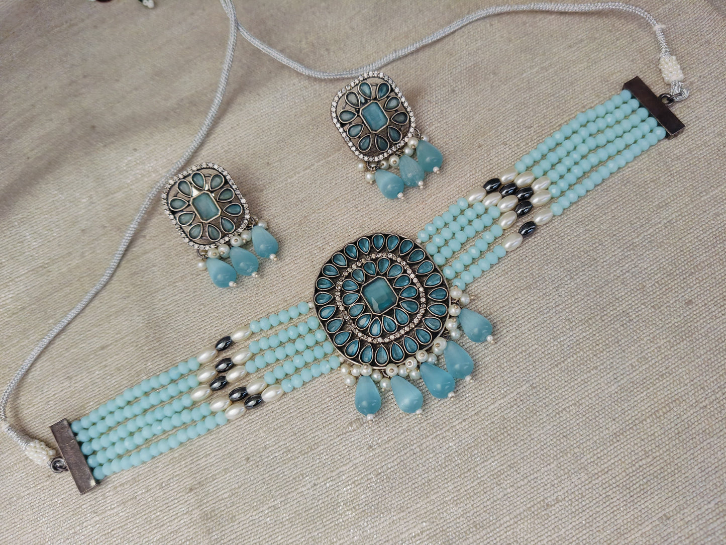 Stone Choker Set With Studs - Dokets Shop