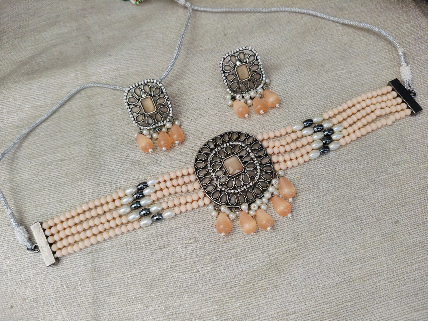 Stone Choker Set With Studs - Dokets Shop