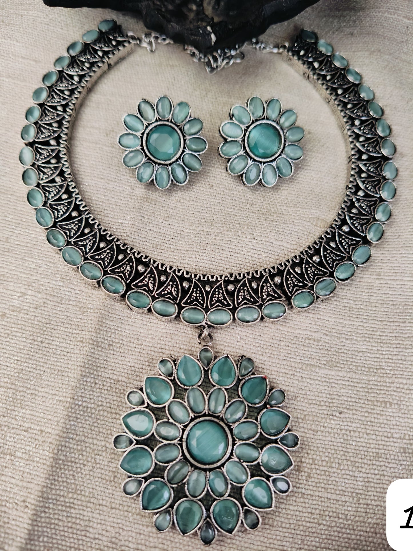 Necklace Set With Matching Studs - Dokets Shop