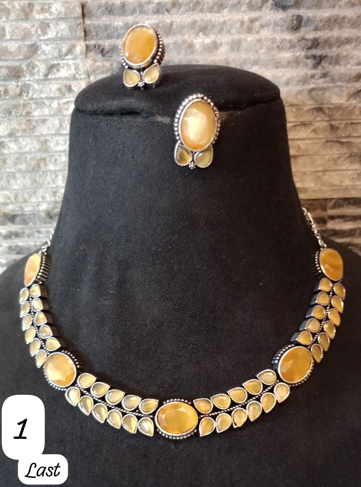 Stone Necklace Set With Matching Studs, Fast Selling Design - Dokets Shop