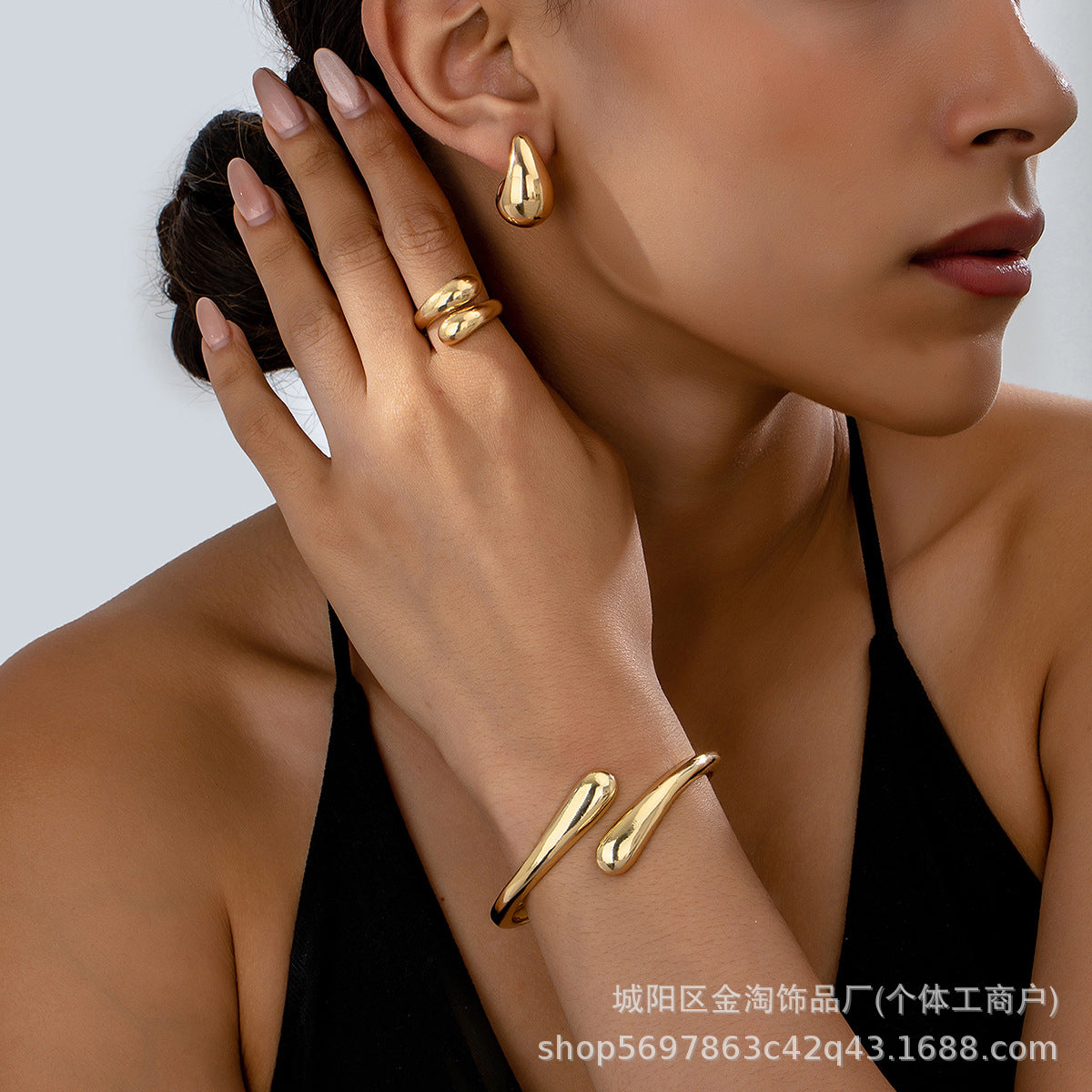 4-piece women's fashion jewelry suit, minimalist earrings, rings and bracelets, spring design