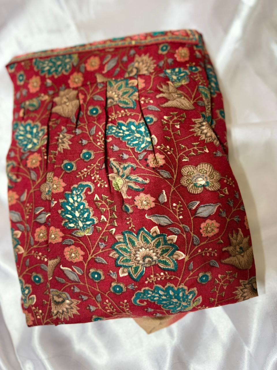 Three-piece suits: Set 16