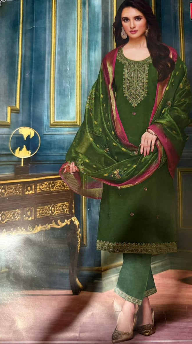 Three-piece suit : Set 12