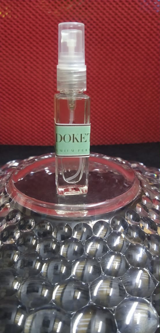 Mini Perfumes : Easy to carry and Easy to use