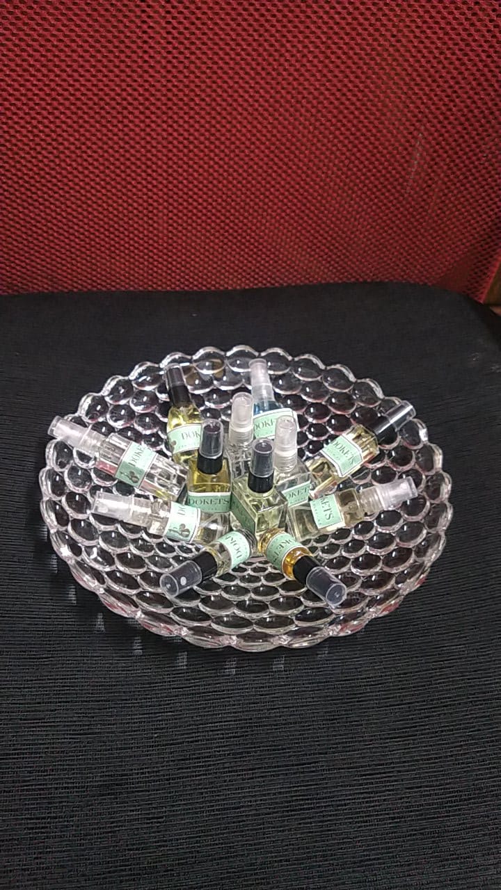 Mini Perfumes : Easy to carry and Easy to use