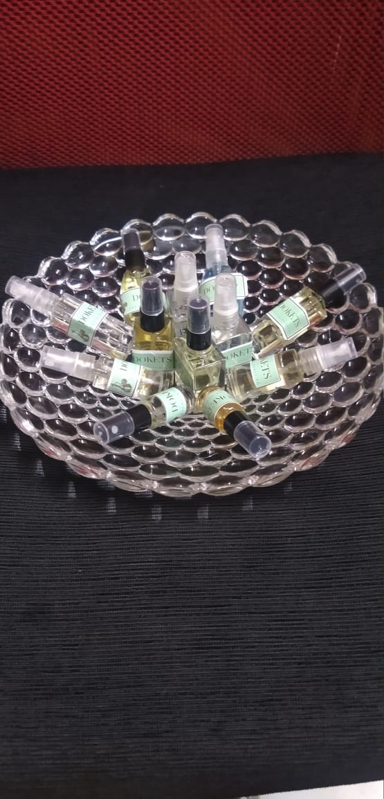 Mini Perfumes : Easy to carry and Easy to use