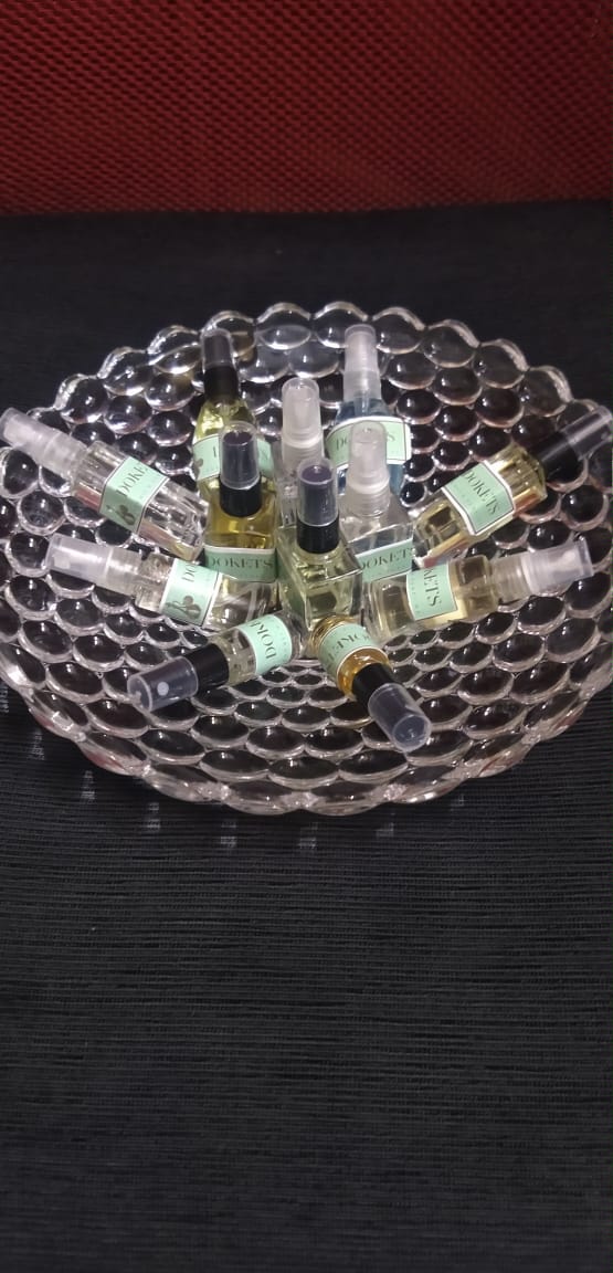 Mini Perfumes : Easy to carry and Easy to use